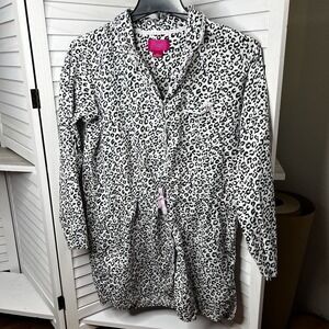 Victoria's Secret Button Down‎ Long Sleeve Sleepshirt Leopard Print Sz Med *READ